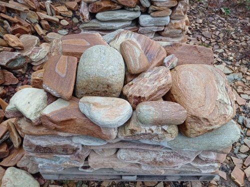 Златолит жёлтый, жёлто-зелёный глыбки и валуны для ланшафтного дизайна купить в Ярославле