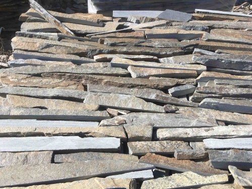 Горбушка златолит мультиколор для облицовки купить в Ярославле