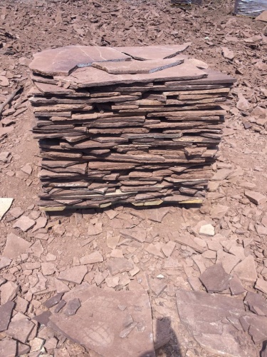 Плитняк лемезит бордовый для цоколя 1,5-2 см купить в Ярославле