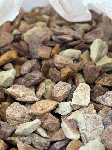 Златолит персиковый декоративная каменная крошка купить в Ярославле