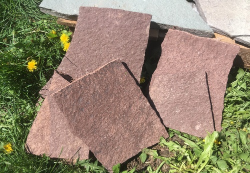 Плитняк лемезит бордовый для цоколя 1,5-2 см купить в Ярославле