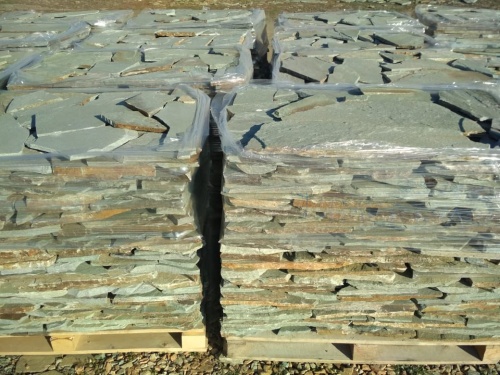 Плитняк златолит зелёный для цоколя, отмостки купить в Ярославле