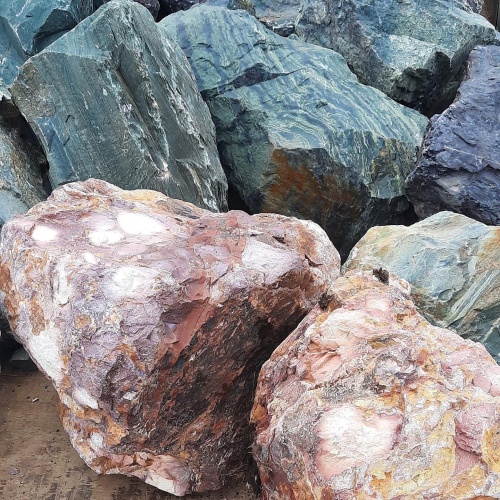 Ландшафтные глыбы красно-фиолетовые 200-1000 килограмм купить в Ярославле