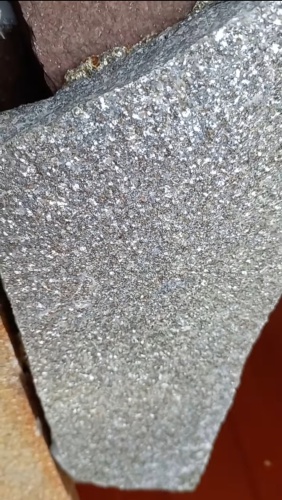 Плитняк златолит серебристый для фасада купить в Ярославле