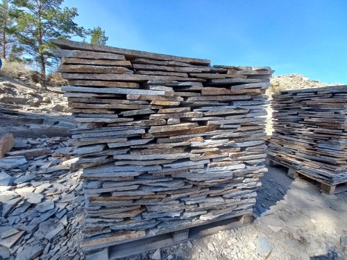 Плитняк златолит серебристый для фасада купить в Ярославле