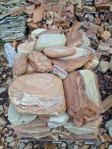 Златолит жёлтый, жёлто-зелёный глыбки и валуны для ланшафтного дизайна купить в Ярославле